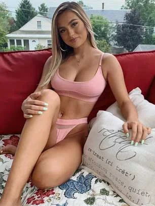 Model Escorts in maharani-bagh